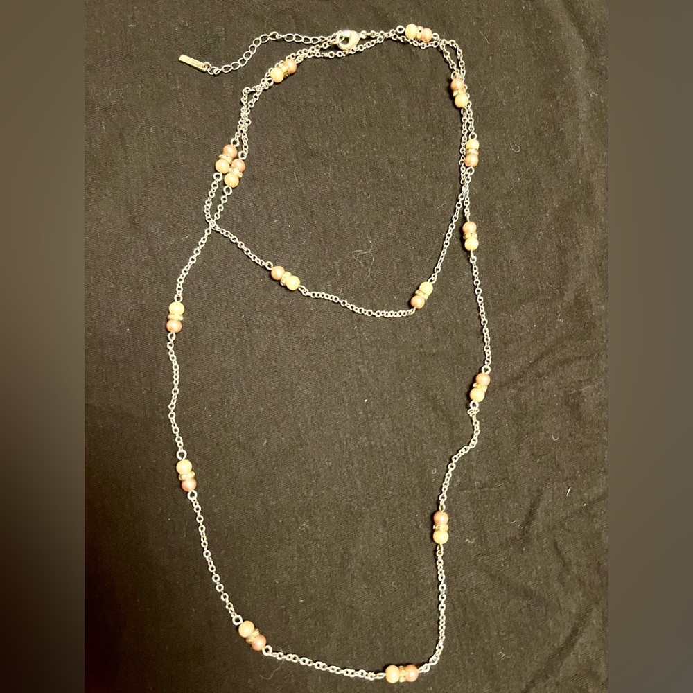 CLOSET CLEAN OUT!  Faux Pearl and Silver Necklace